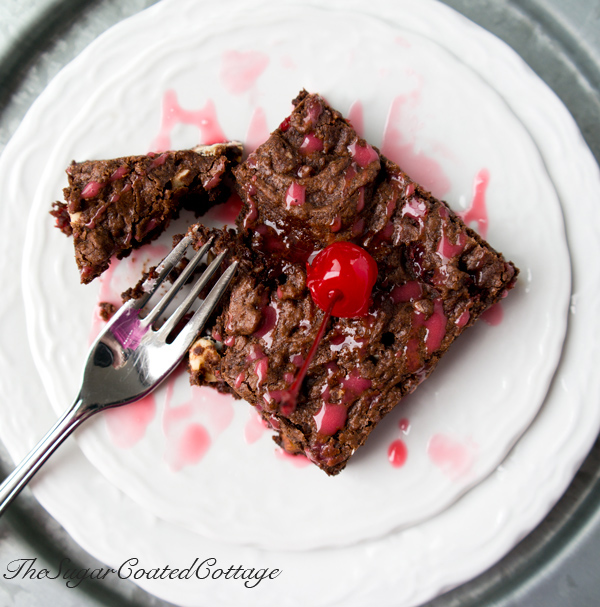 maraschino-cherry-white-chocolate-almond-brownie6