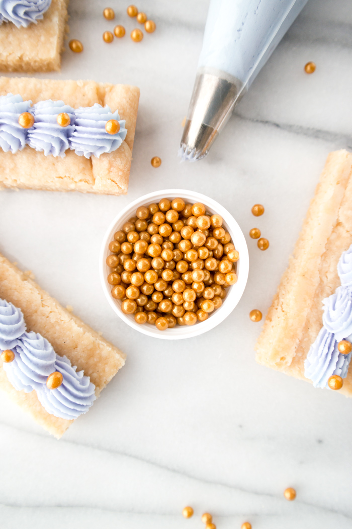 buttercream-frosted-shortbread