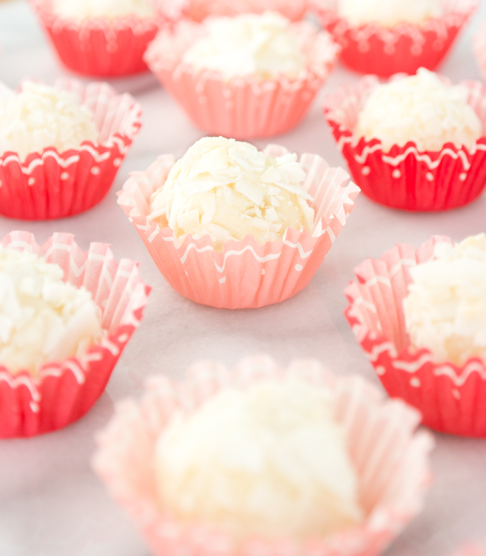 creamy-coconut-truffles