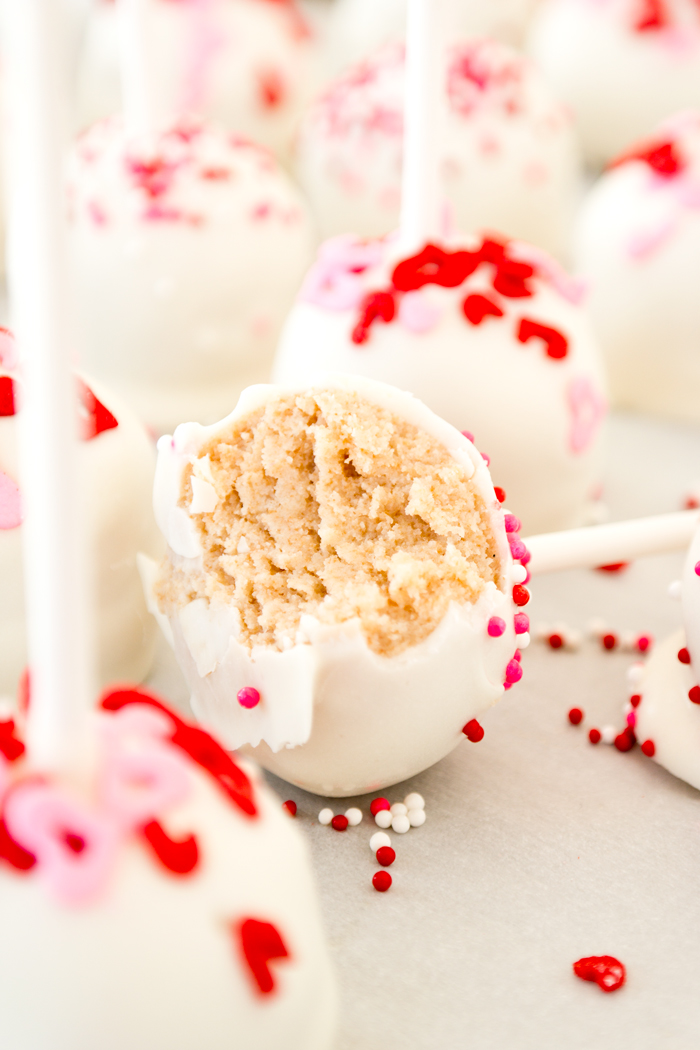 vanilla bean cake pops