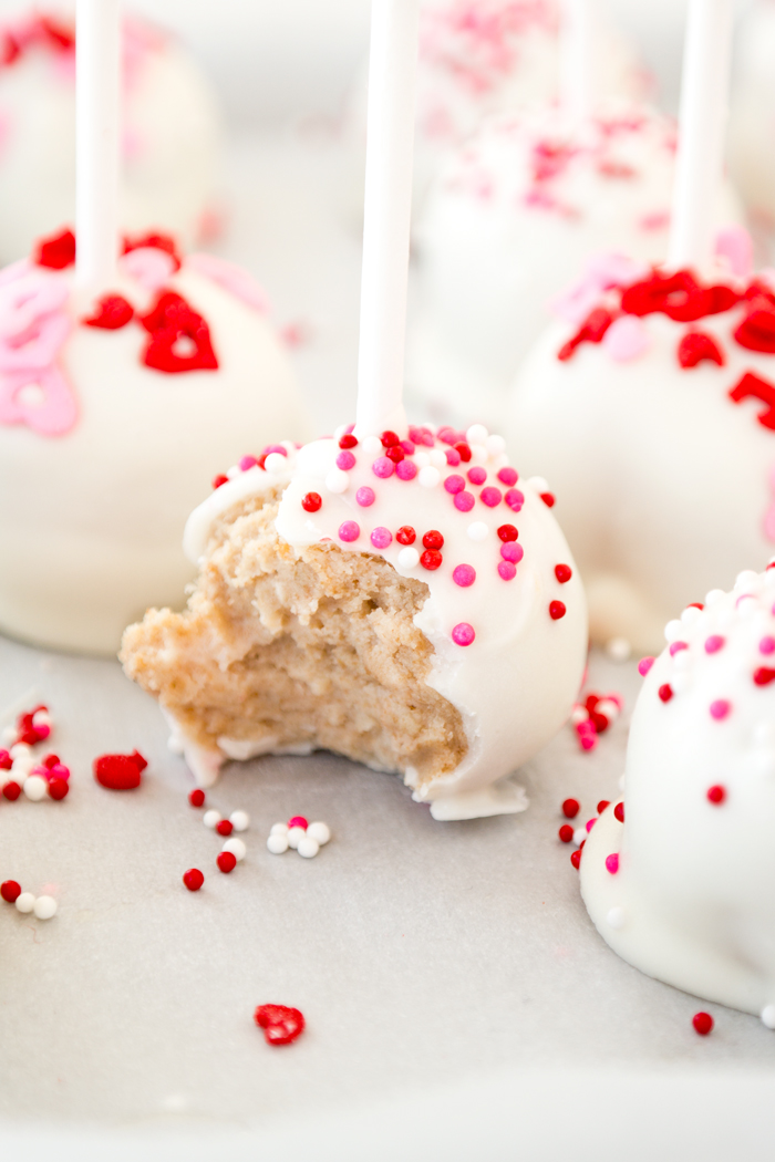 vanilla bean cake pops