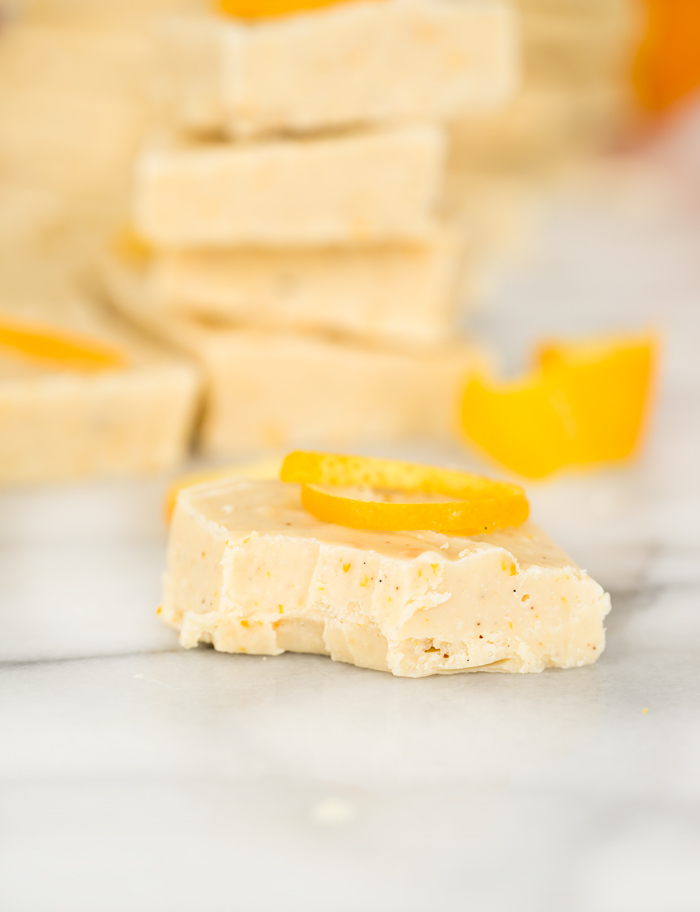 Vanilla Bean Orange Spice Fudge Recipe. Smooth, creamy, melt in your mouth fudge with the bright freshness of orange and lightly spiced. | thesugarcoatedcottage.com