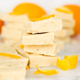 Vanilla Bean Orange Spiced Fudge Recipe. Smooth, creamy, melt in your mouth fudge with the bright freshness of orange and lightly spiced. | thesugarcoatedcottage.com