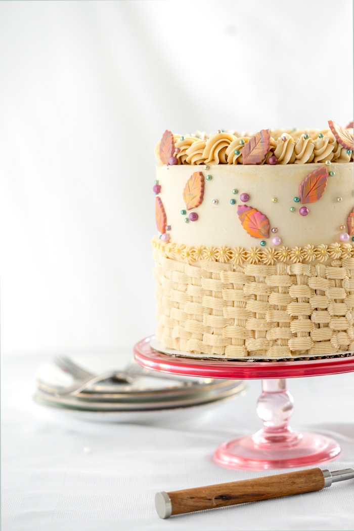 Pumpkin Spice Cake, Salted Brown Sugar Buttercream. Moist pumpkin spice cake coated and filled with salted brown sugar buttercream. #cake #thanksgiving #cakedecorating #dessert